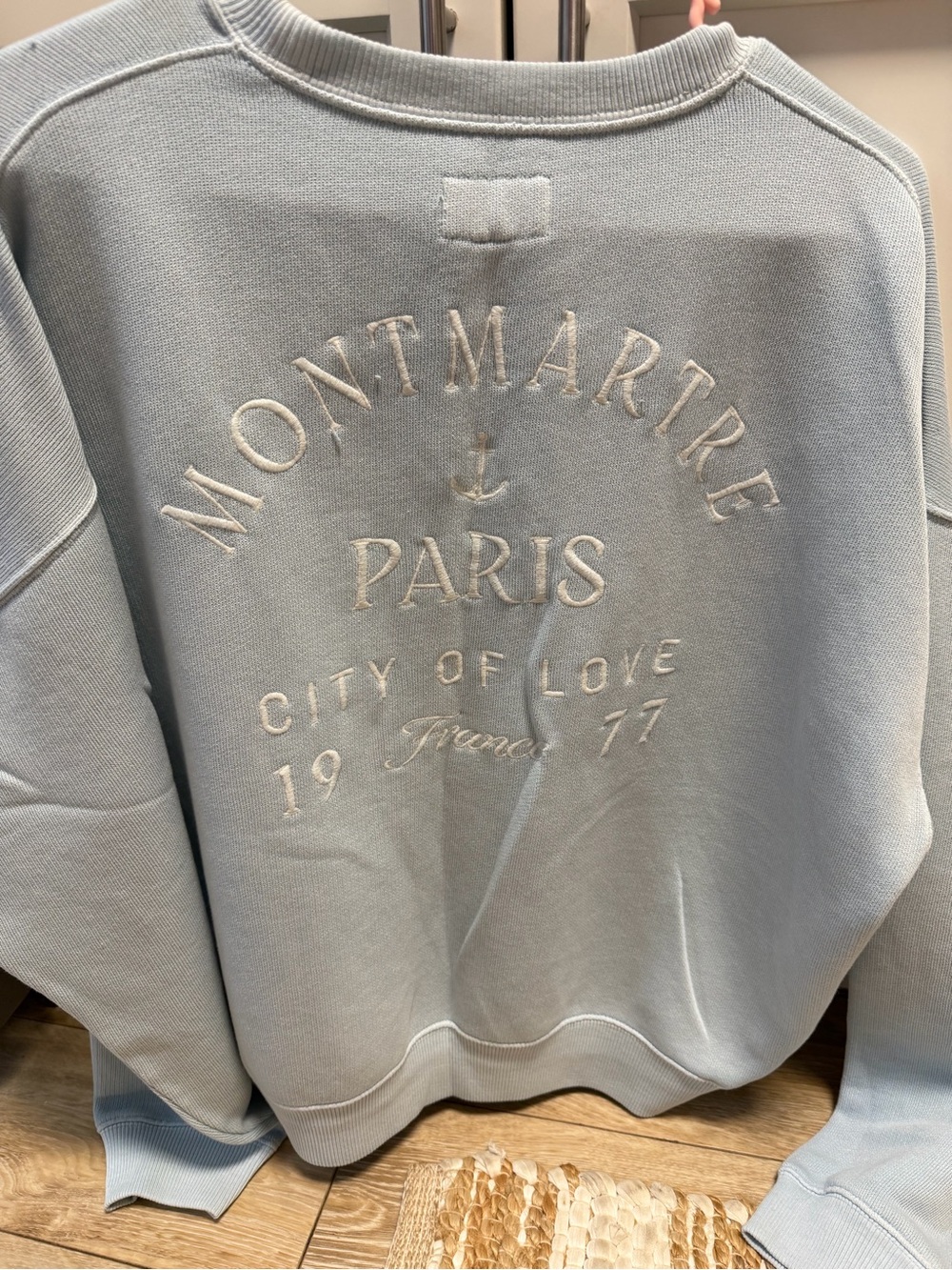 American Eagle Outfitters Light Blue Crewneck Sweatshirt